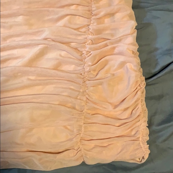 Fitted Ruffled Dress - Picture 3 of 3